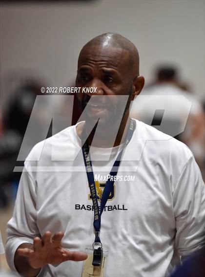 Thumbnail 2 in Desert Vista @ Hamilton (AIA 6A Quarterfinal Playoff) photogallery.