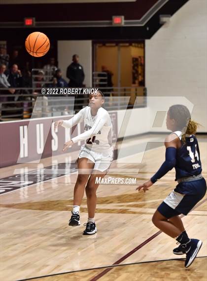 Thumbnail 3 in Desert Vista @ Hamilton (AIA 6A Quarterfinal Playoff) photogallery.