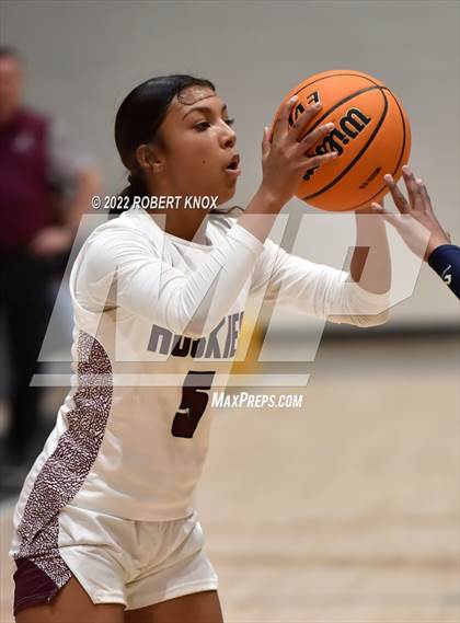 Thumbnail 1 in Desert Vista @ Hamilton (AIA 6A Quarterfinal Playoff) photogallery.