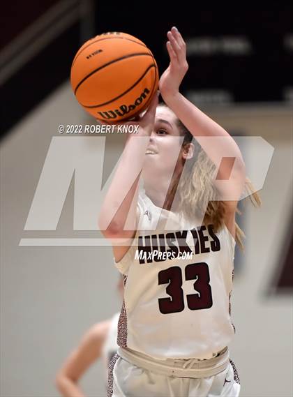 Thumbnail 1 in Desert Vista @ Hamilton (AIA 6A Quarterfinal Playoff) photogallery.