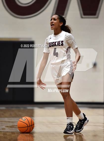 Thumbnail 1 in Desert Vista @ Hamilton (AIA 6A Quarterfinal Playoff) photogallery.