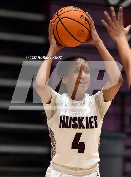 Thumbnail 2 in Desert Vista @ Hamilton (AIA 6A Quarterfinal Playoff) photogallery.
