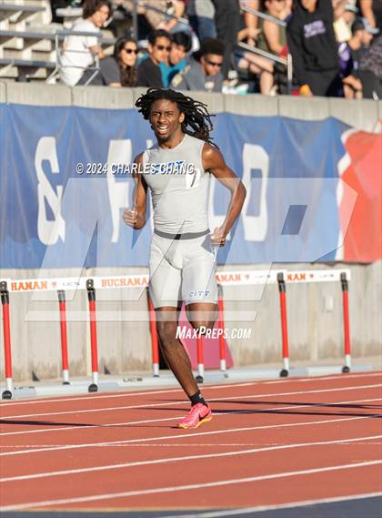 Thumbnail 2 in CIF State Championships (400m Finals) photogallery.
