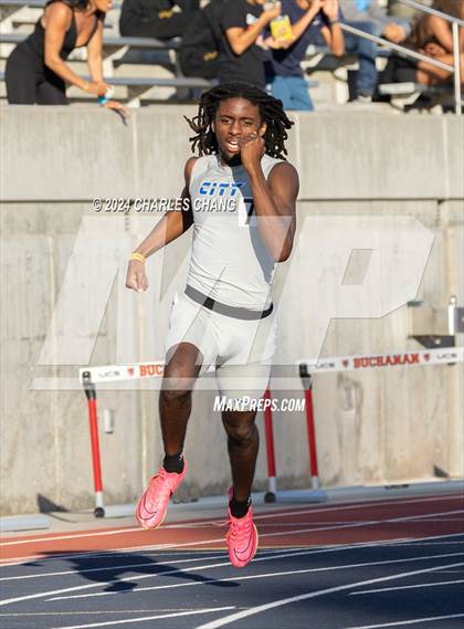 Thumbnail 3 in CIF State Championships (400m Finals) photogallery.