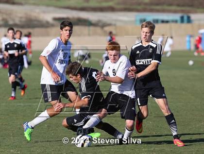 Thumbnail 3 in Palos Verdes vs. Servite (20th Annual SoCal Classic) photogallery.