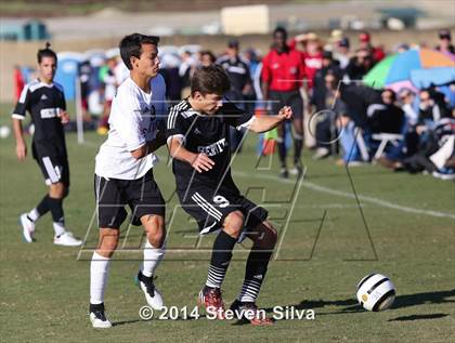 Thumbnail 3 in Palos Verdes vs. Servite (20th Annual SoCal Classic) photogallery.