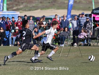 Thumbnail 3 in Palos Verdes vs. Servite (20th Annual SoCal Classic) photogallery.