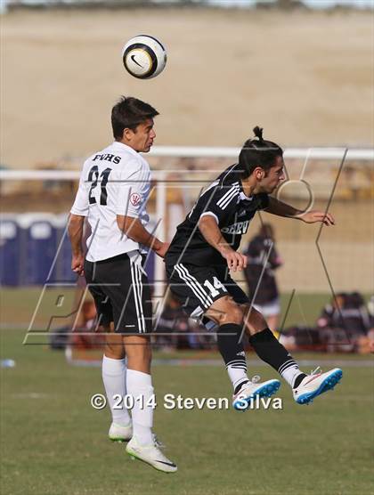 Thumbnail 1 in Palos Verdes vs. Servite (20th Annual SoCal Classic) photogallery.