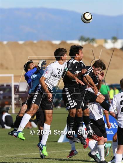 Thumbnail 1 in Palos Verdes vs. Servite (20th Annual SoCal Classic) photogallery.