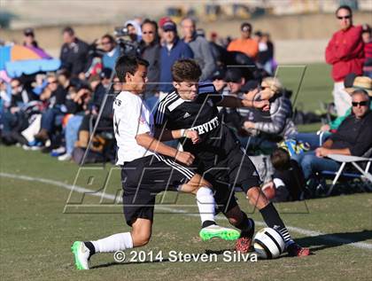 Thumbnail 2 in Palos Verdes vs. Servite (20th Annual SoCal Classic) photogallery.