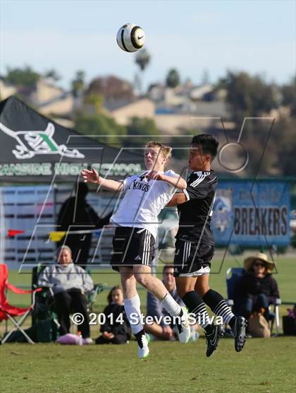 Thumbnail 2 in Palos Verdes vs. Servite (20th Annual SoCal Classic) photogallery.