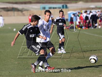 Thumbnail 1 in Palos Verdes vs. Servite (20th Annual SoCal Classic) photogallery.