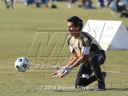 Thumbnail 1 in Palos Verdes vs. Servite (20th Annual SoCal Classic) photogallery.