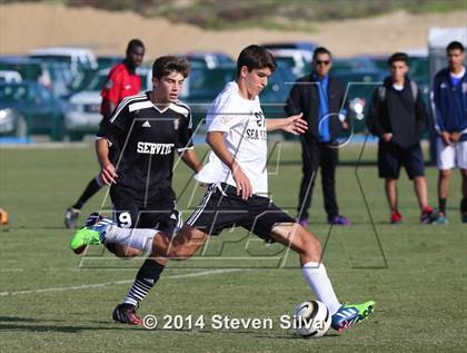 Thumbnail 3 in Palos Verdes vs. Servite (20th Annual SoCal Classic) photogallery.