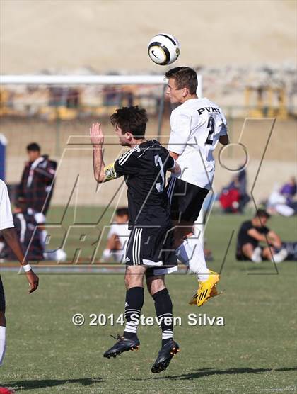 Thumbnail 1 in Palos Verdes vs. Servite (20th Annual SoCal Classic) photogallery.