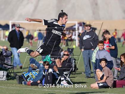 Thumbnail 1 in Palos Verdes vs. Servite (20th Annual SoCal Classic) photogallery.