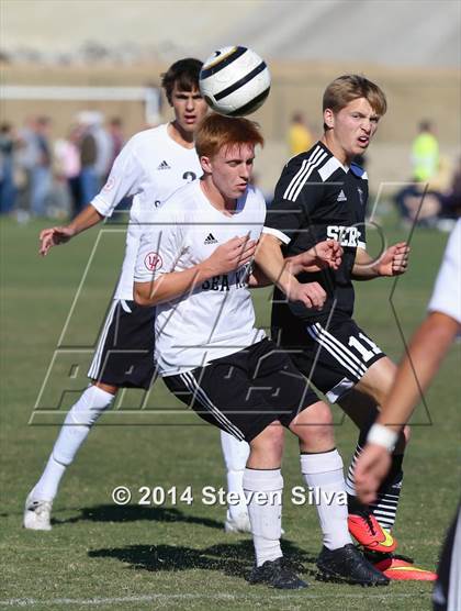 Thumbnail 3 in Palos Verdes vs. Servite (20th Annual SoCal Classic) photogallery.