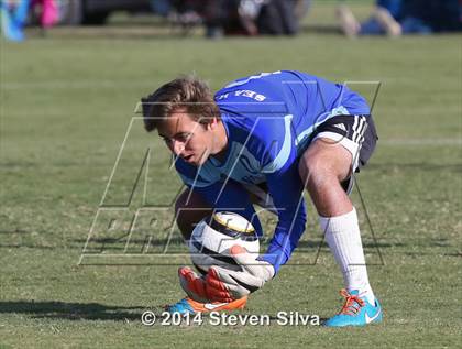 Thumbnail 3 in Palos Verdes vs. Servite (20th Annual SoCal Classic) photogallery.