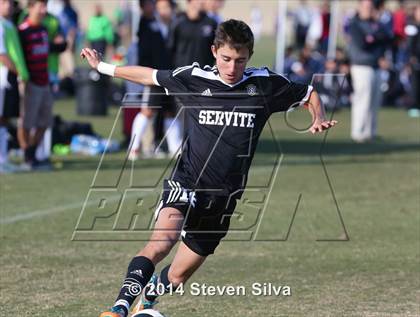 Thumbnail 1 in Palos Verdes vs. Servite (20th Annual SoCal Classic) photogallery.