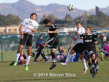 Thumbnail 2 in Palos Verdes vs. Servite (20th Annual SoCal Classic) photogallery.