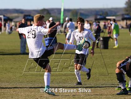 Thumbnail 3 in Palos Verdes vs. Servite (20th Annual SoCal Classic) photogallery.