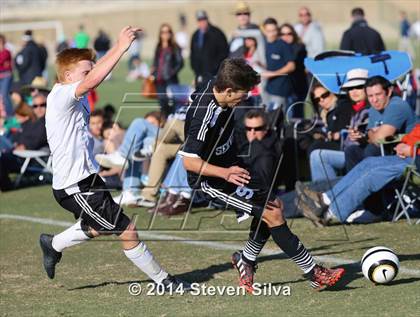 Thumbnail 3 in Palos Verdes vs. Servite (20th Annual SoCal Classic) photogallery.