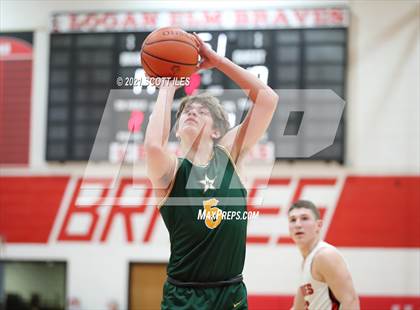Thumbnail 3 in Hamilton Township vs Logan Elm photogallery.