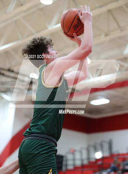 Thumbnail 1 in Hamilton Township vs Logan Elm photogallery.