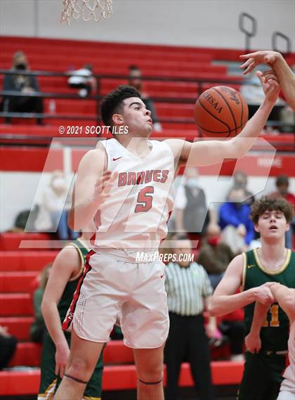 Thumbnail 2 in Hamilton Township vs Logan Elm photogallery.