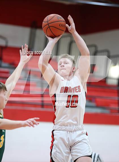 Thumbnail 1 in Hamilton Township vs Logan Elm photogallery.