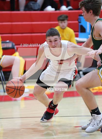 Thumbnail 2 in Hamilton Township vs Logan Elm photogallery.
