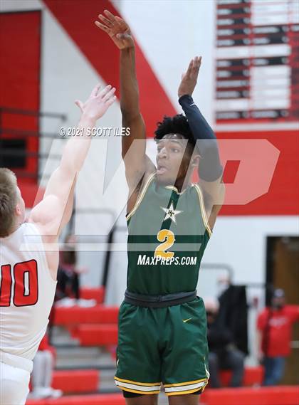 Thumbnail 2 in Hamilton Township vs Logan Elm photogallery.