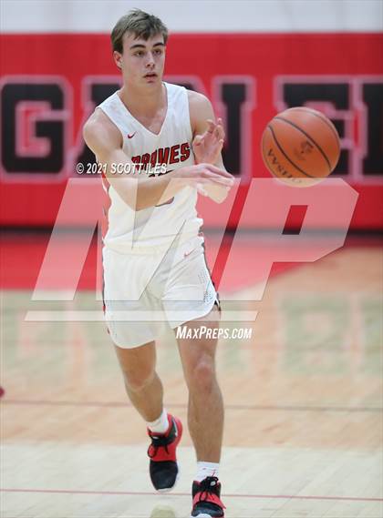 Thumbnail 1 in Hamilton Township vs Logan Elm photogallery.