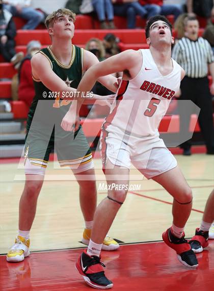 Thumbnail 3 in Hamilton Township vs Logan Elm photogallery.