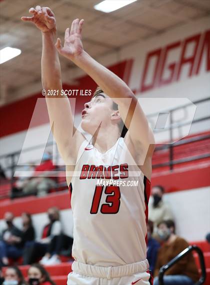 Thumbnail 3 in Hamilton Township vs Logan Elm photogallery.