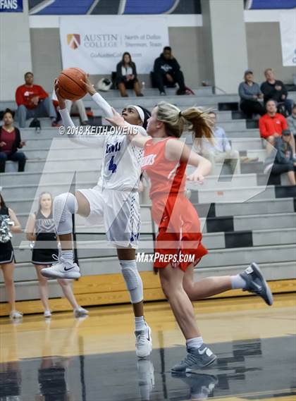 Thumbnail 1 in Marcus @ Hebron photogallery.