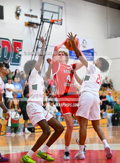 Thumbnail 1 in Regis Jesuit @ Smoky Hill photogallery.