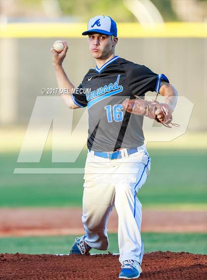 Thumbnail 1 in Lennard @ Armwood photogallery.