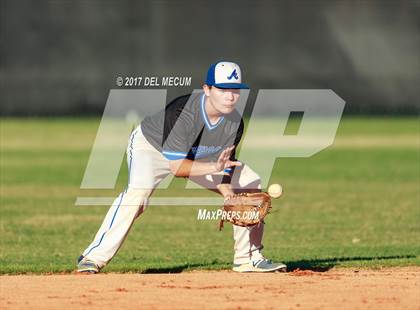 Thumbnail 2 in Lennard @ Armwood photogallery.
