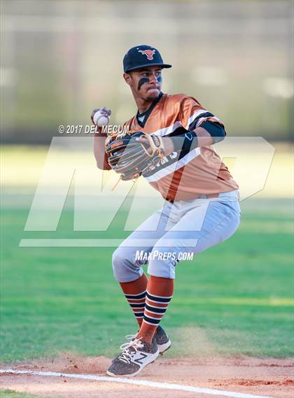 Thumbnail 3 in Lennard @ Armwood photogallery.