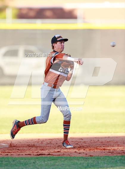 Thumbnail 1 in Lennard @ Armwood photogallery.