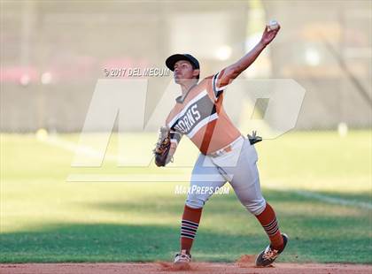 Thumbnail 3 in Lennard @ Armwood photogallery.