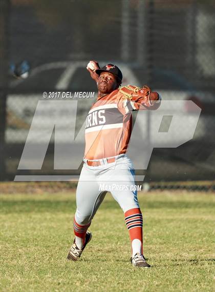 Thumbnail 2 in Lennard @ Armwood photogallery.