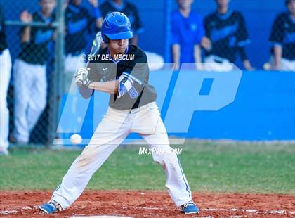 Thumbnail 3 in Lennard @ Armwood photogallery.