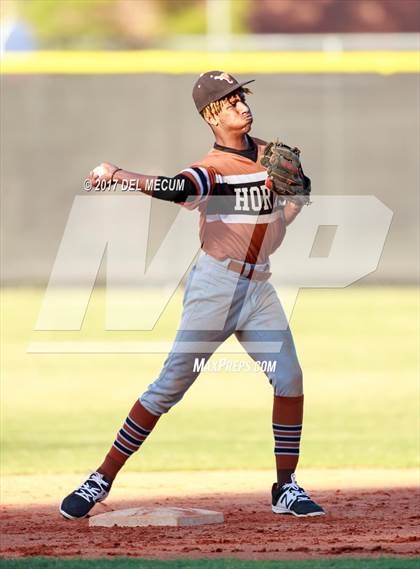 Thumbnail 3 in Lennard @ Armwood photogallery.
