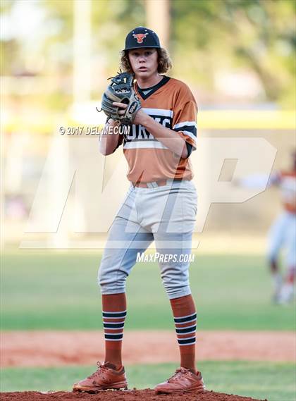 Thumbnail 3 in Lennard @ Armwood photogallery.