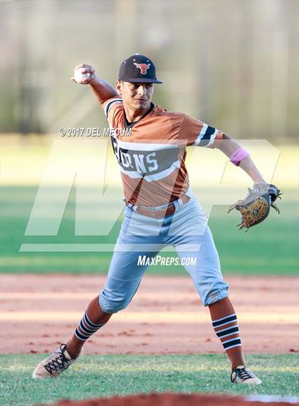 Thumbnail 1 in Lennard @ Armwood photogallery.
