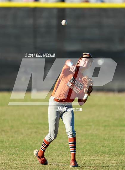 Thumbnail 2 in Lennard @ Armwood photogallery.