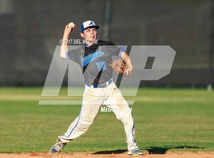 Thumbnail 3 in Lennard @ Armwood photogallery.