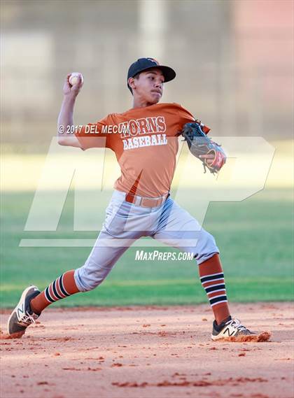 Thumbnail 3 in Lennard @ Armwood photogallery.